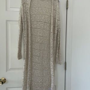 Mossimo Women’s Long Sweater. Size: Large